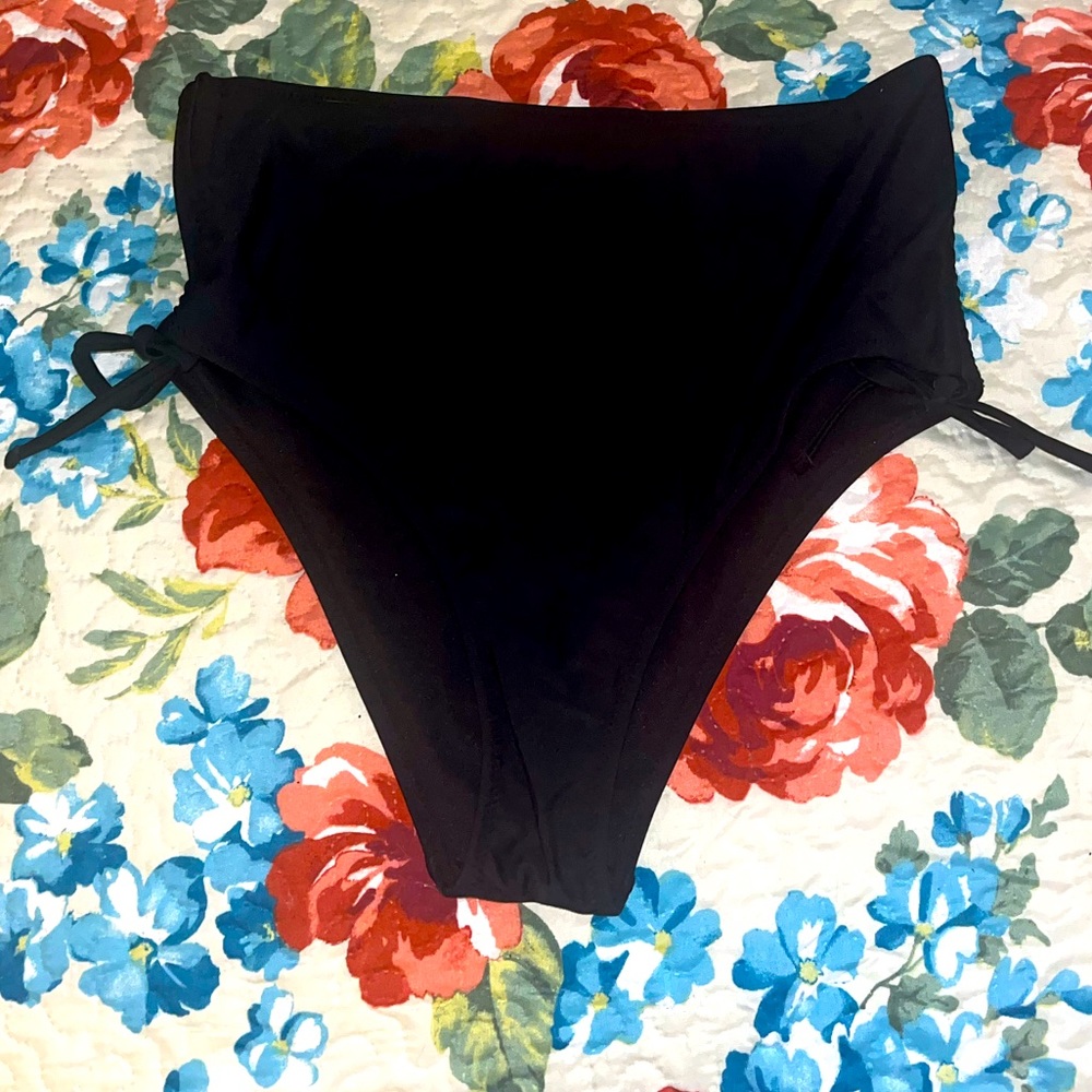 Shein Swim Bottom Large NWOT